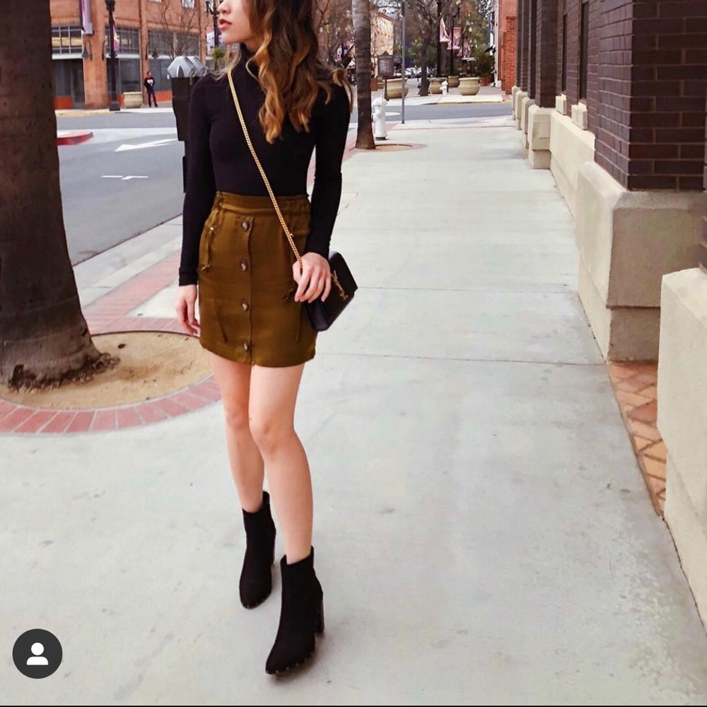 Black suedette justfab stuffed ankle boots